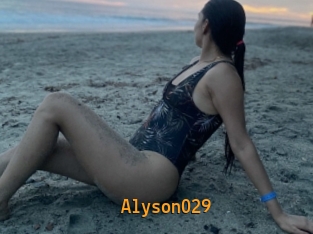 Alyson029