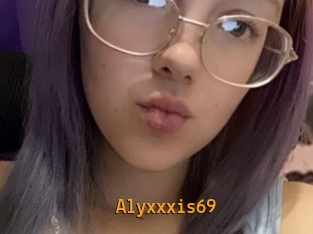 Alyxxxis69