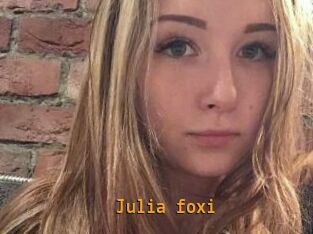 Julia_foxi