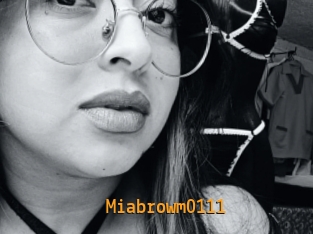 Miabrowm0111