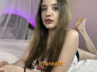 RiannaMr