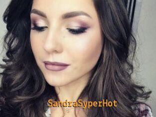 SandraSyperHot